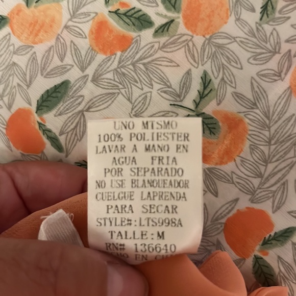 Two Piece beautiful flowy set - Picture 11 of 11